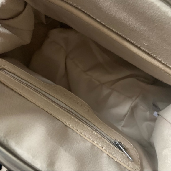 Chillx by Lemiel ivory shoulder/crossbody small bag - Picture 8 of 8